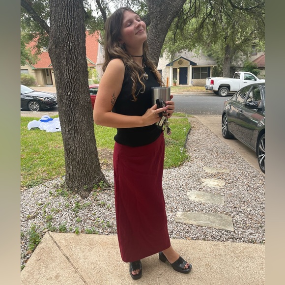 Meet your Posher, Camryn - Picture 2 of 2